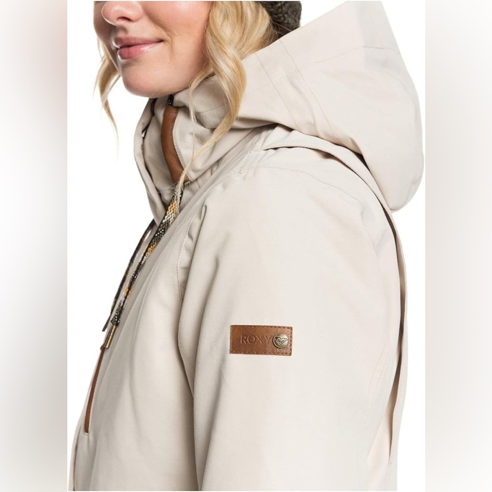 NWT- Roxy Andie women's insulated snow jacket. - Picture 3 of 15